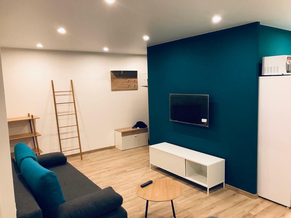 Tf Apartment Двокімнатні Апартаменти В Центрі Міста ポルタヴァ エクステリア 写真