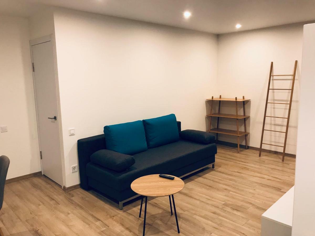 Tf Apartment Двокімнатні Апартаменти В Центрі Міста ポルタヴァ エクステリア 写真