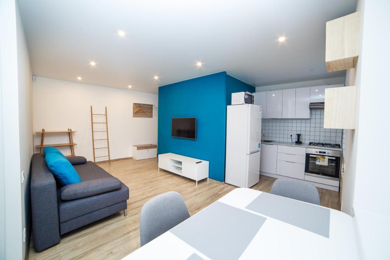 Tf Apartment Двокімнатні Апартаменти В Центрі Міста ポルタヴァ エクステリア 写真